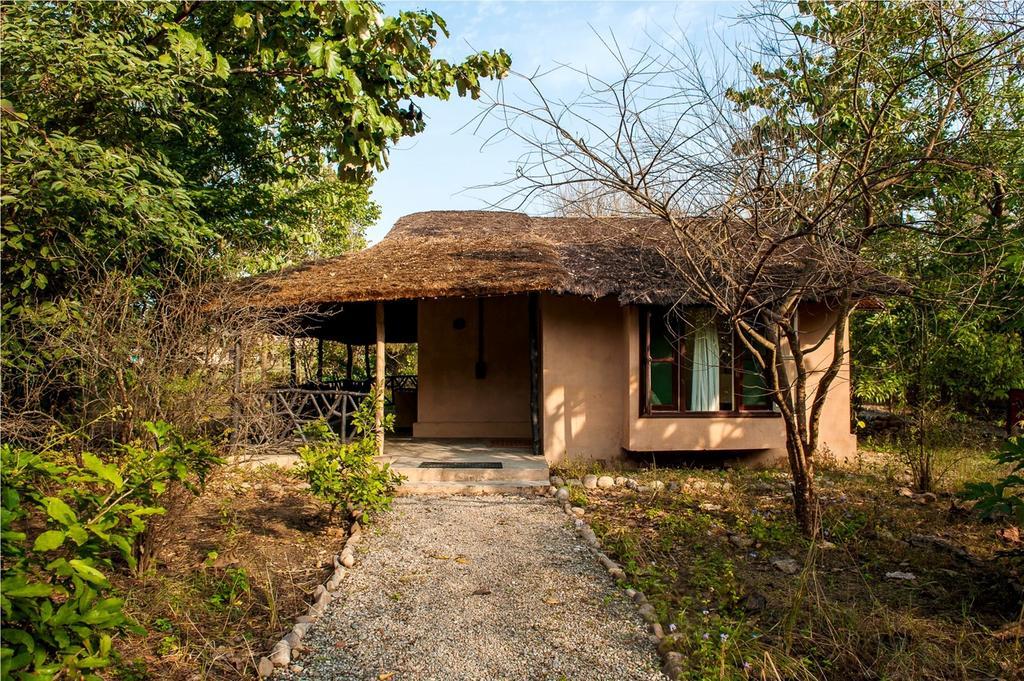 Jim'S Jungle Retreat Hotel Rāmnagar Kamer foto